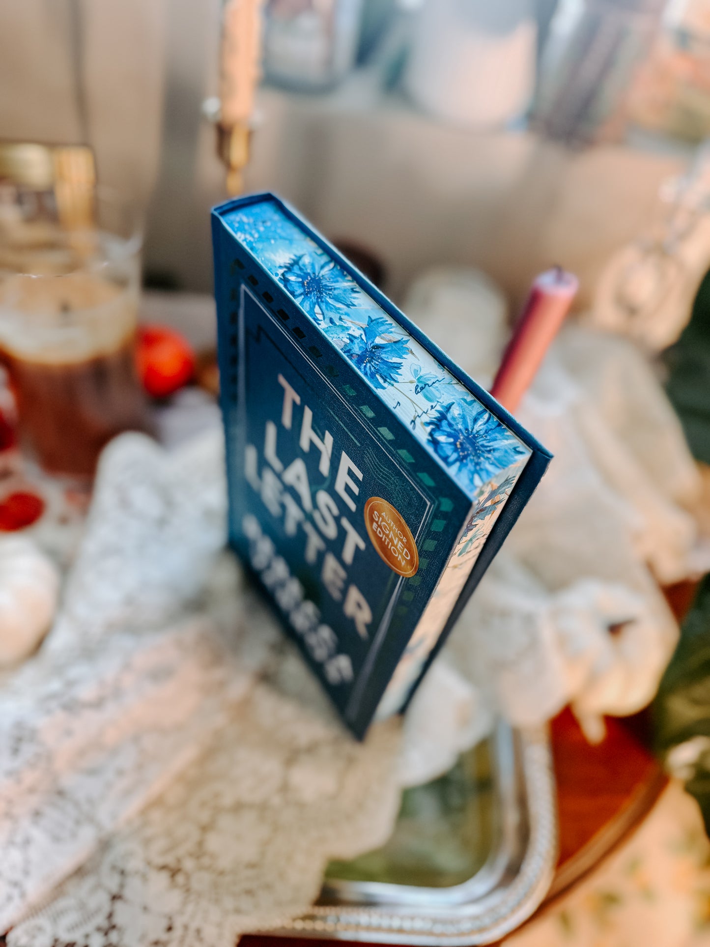 The Last Letter (Signed Deluxe Edition)
by Rebecca Yarros