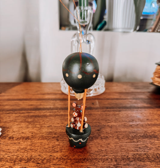 Vintage hot air ballon bear ornament