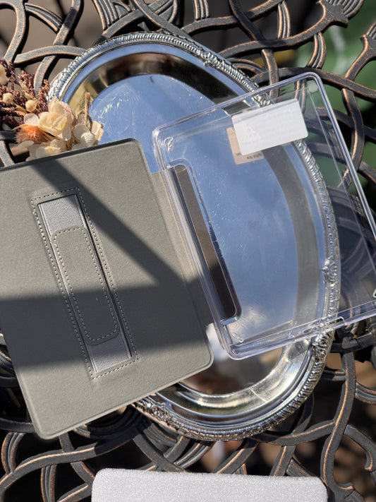 โจ Late Night Readers Club Kindle Case โจ