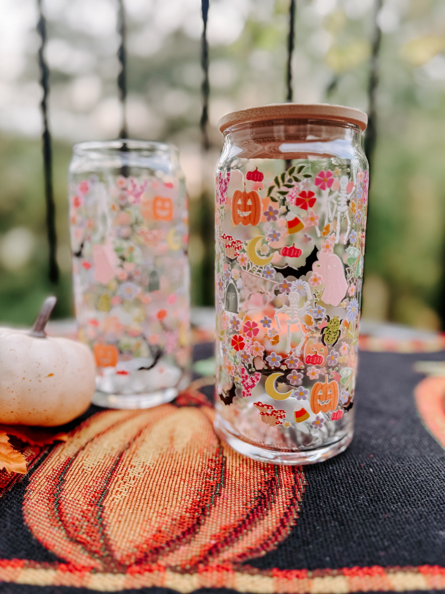 Colorful Halloween Glass with bamboo lid 20 oz