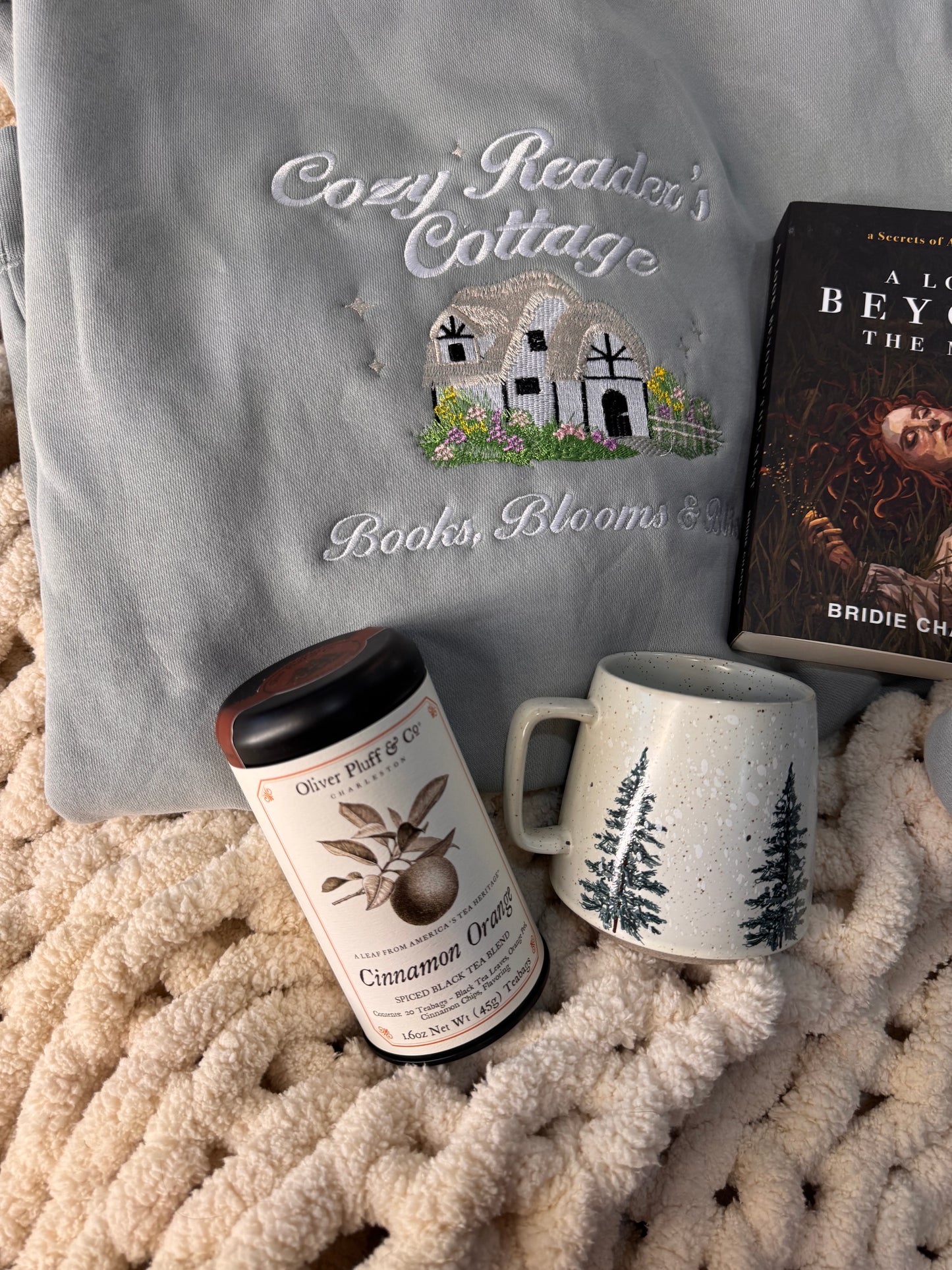 Cozy Readers Cottage Sweatshirt
