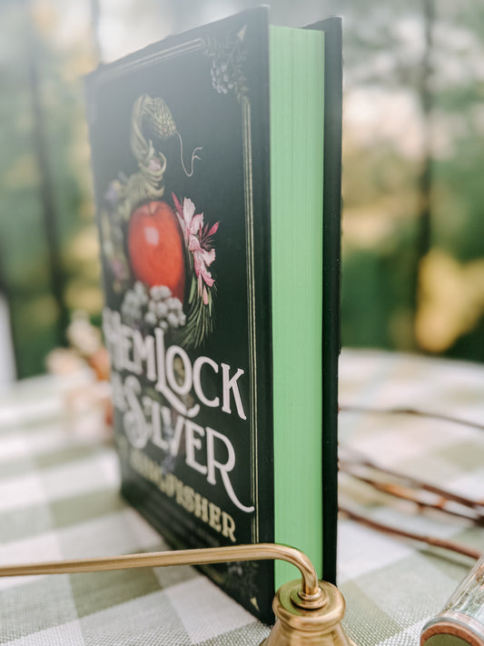 Hemlock & Silver by T. Kingfisher