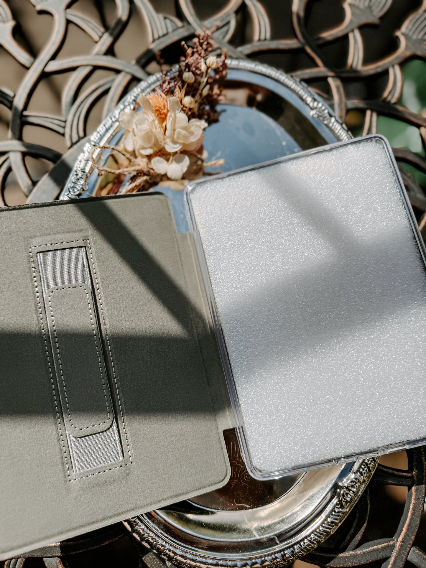 π Book Dragon Kindle Case π