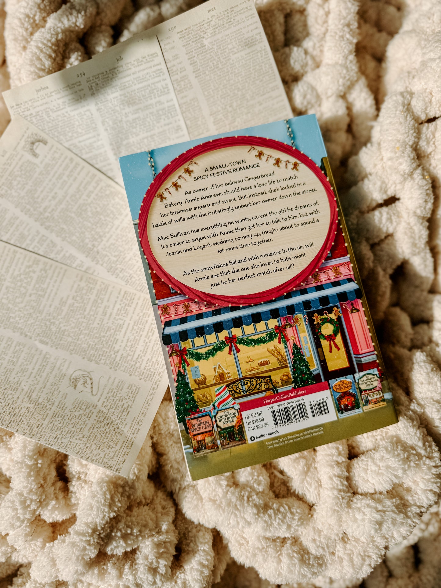 The Gingerbread Bakery (Dream Harbor, Book 5)
by Laurie Gilmore