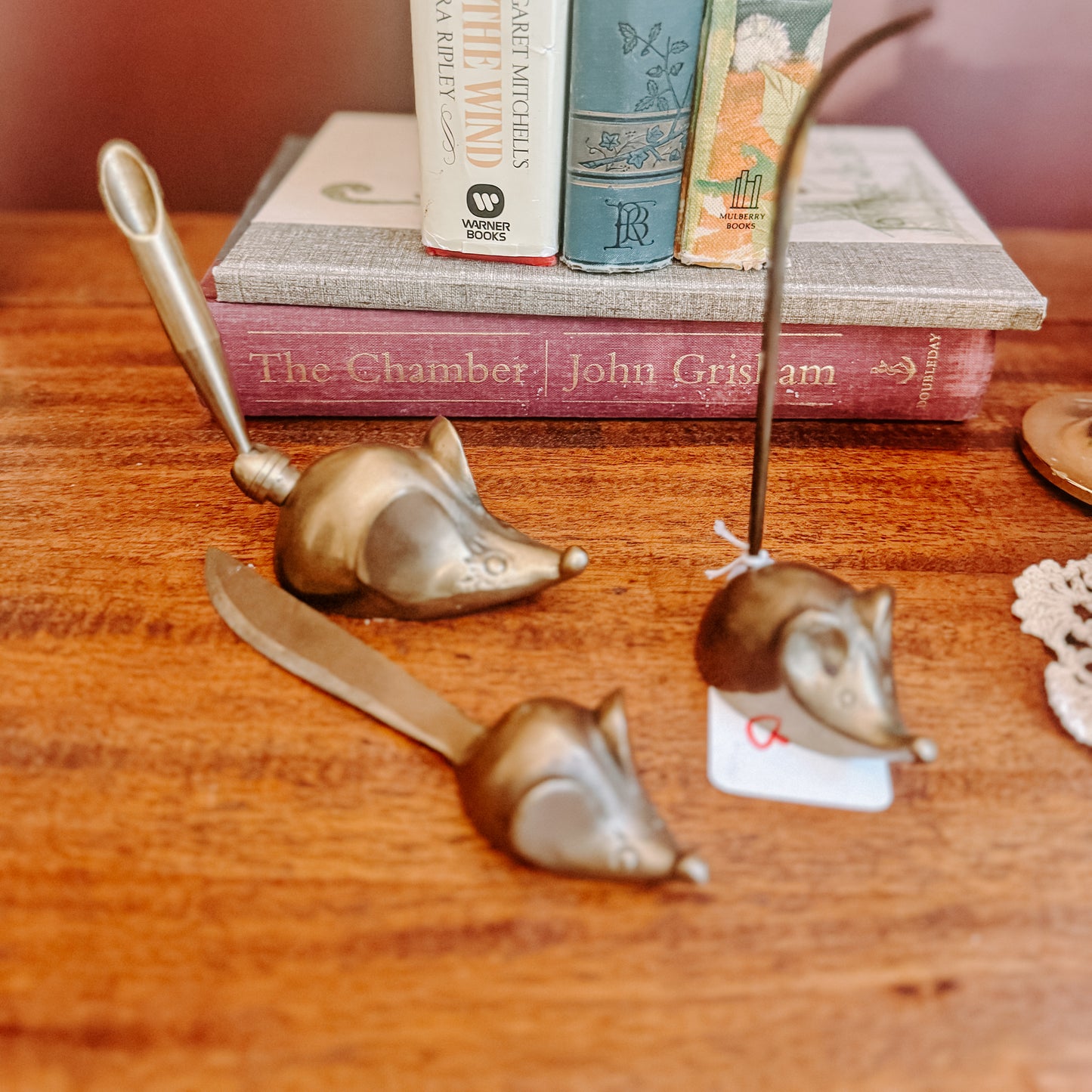 Brass Mouse Study Set