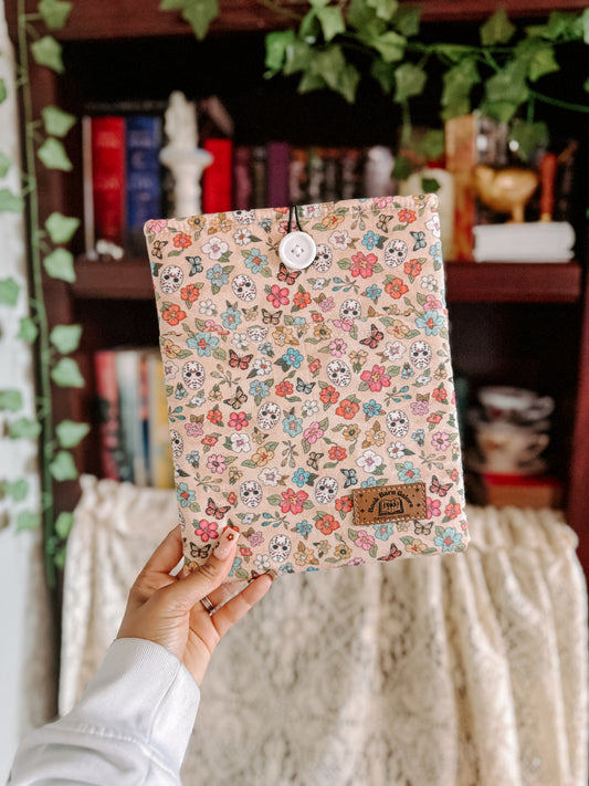 💀 Floral Skulls Book Sleeve 💀