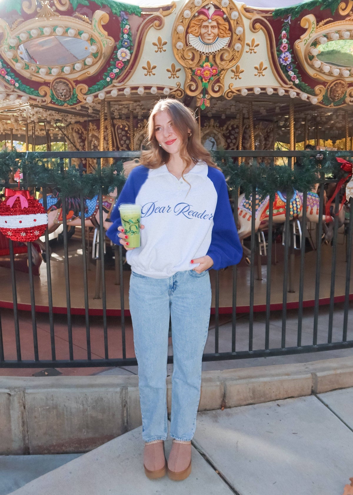 Dear reader collar crewneck