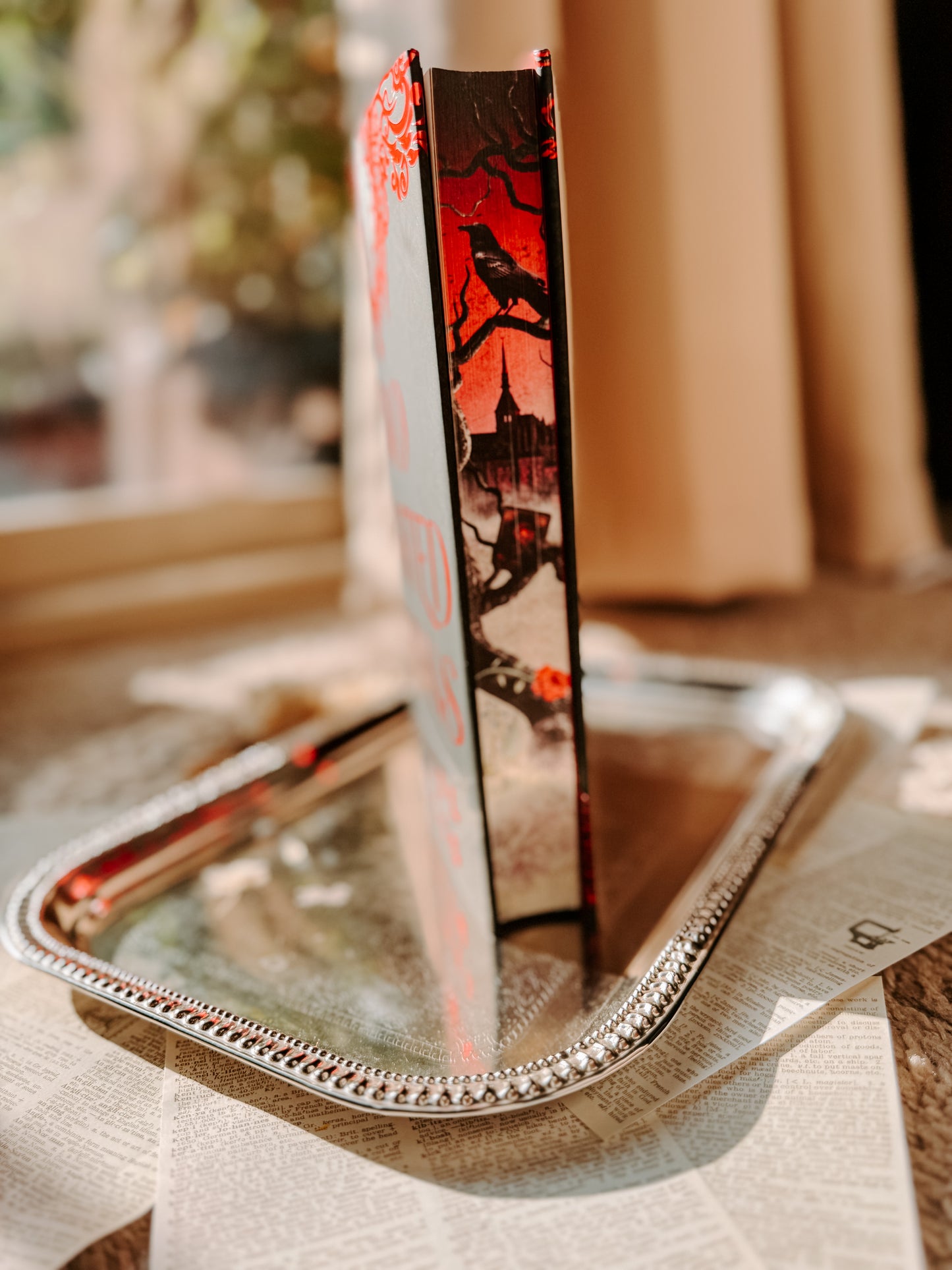 Two Twisted Crowns (Deluxe Limited Hardcover Edition)
by Rachel Gillig