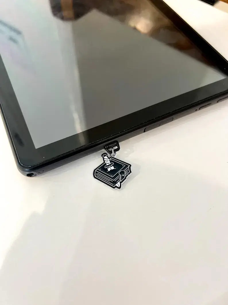 Black Book & Dagger Kindle Charm | USB-C Dust Plug