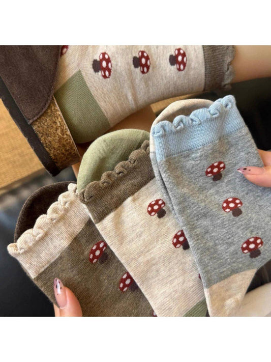 Mushroom Ruffle Crew Socks