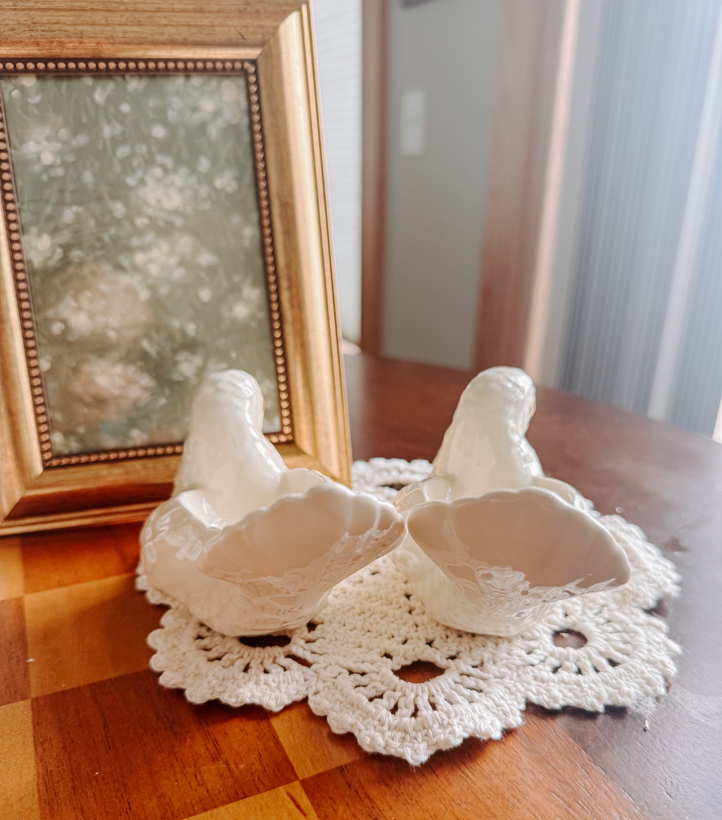 Pair of Porcelain Dove Planters, Vintage Mid-Century Style