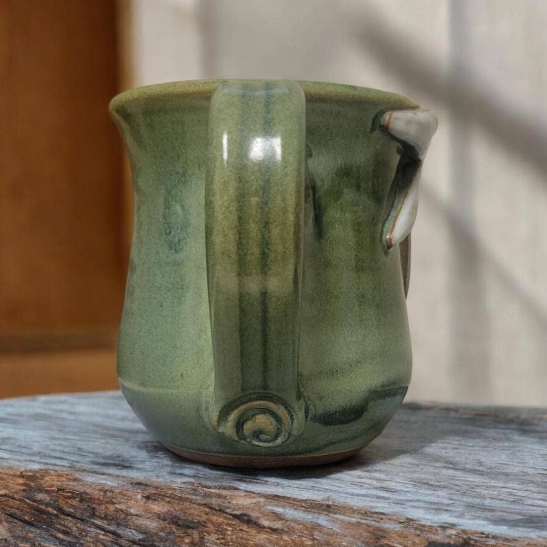 Daisy Hollow Mug