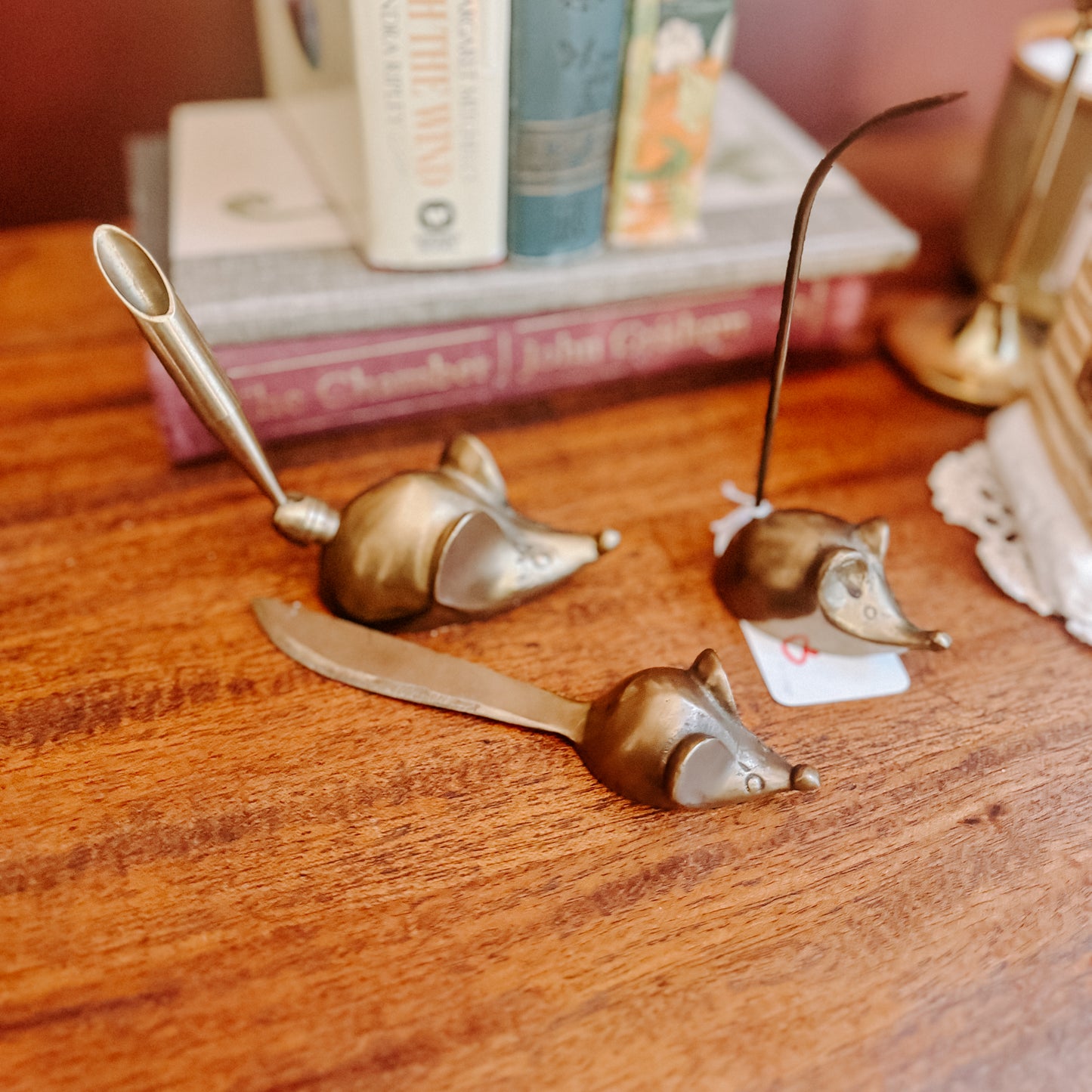 Brass Mouse Study Set
