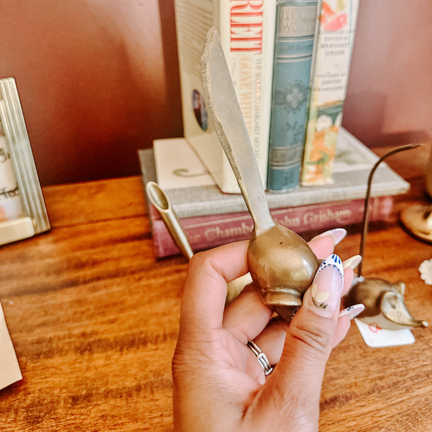 Brass Mouse Study Set