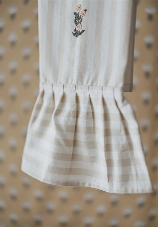 Cottage Bloom Ruffle Towel