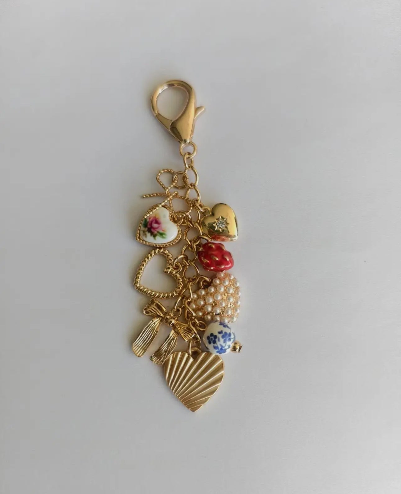 Porcelain Hearts & Bows Charm Clip