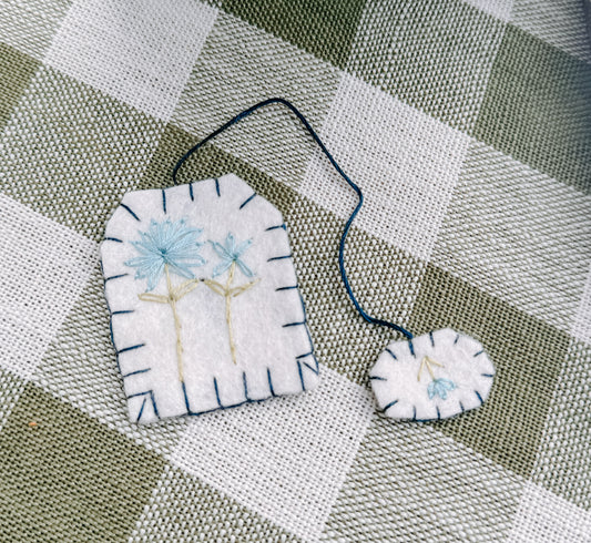 Petals & Pages – Simple Floral Bookmarks 🌿