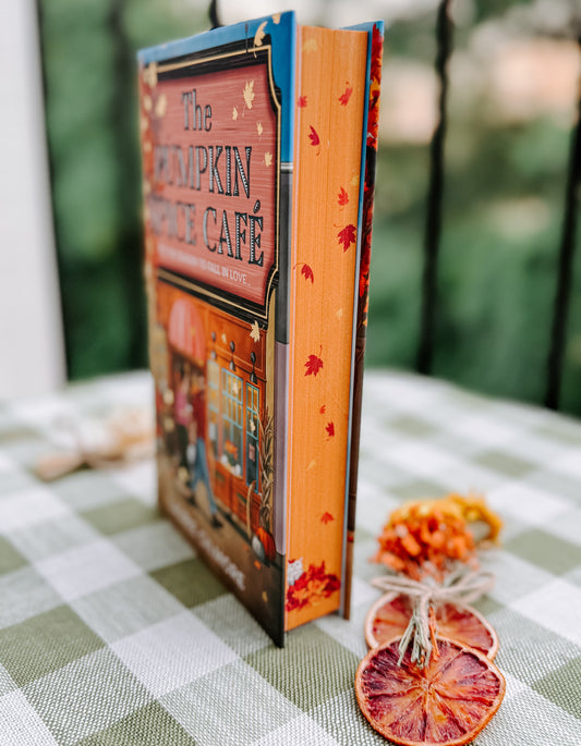 The Pumpkin Spice Café (Deluxe Edition) (Dream Harbor, Book 1)
