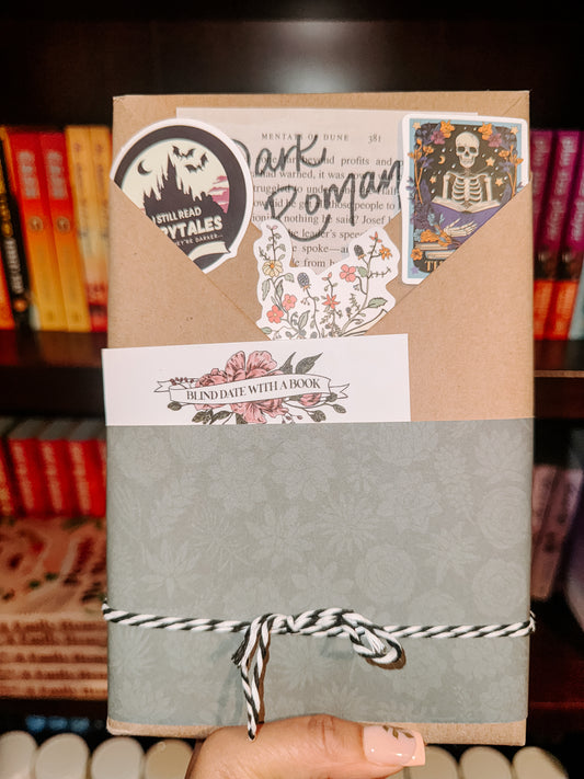 Blind Date with a Book – Dark Romance Edition 🖤✨