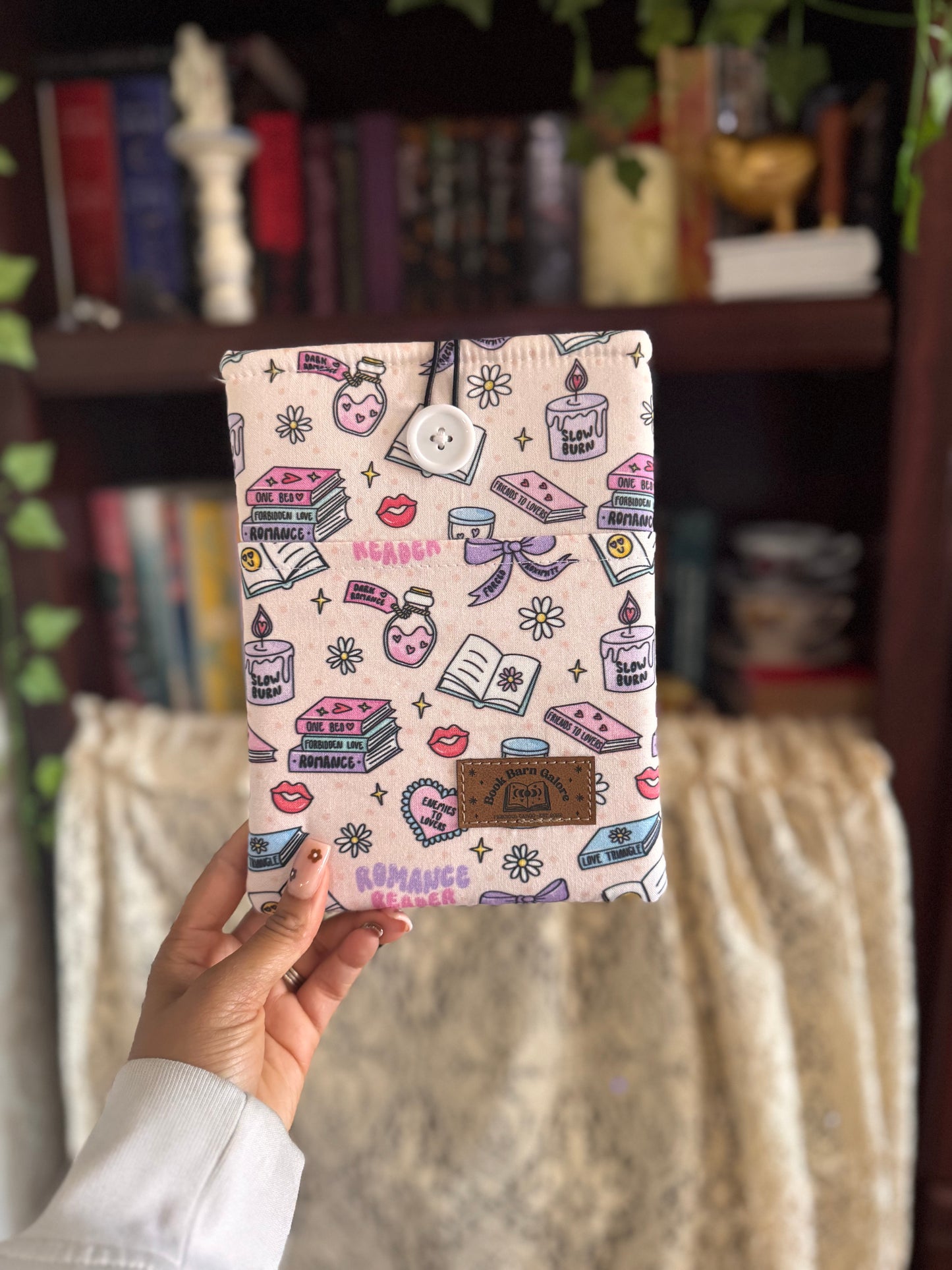 💕 Romance Reader Sleeve 💕