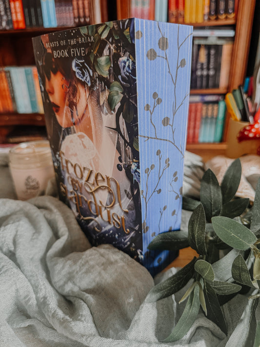 Frozen by Stardust By: Elizabeth Helen