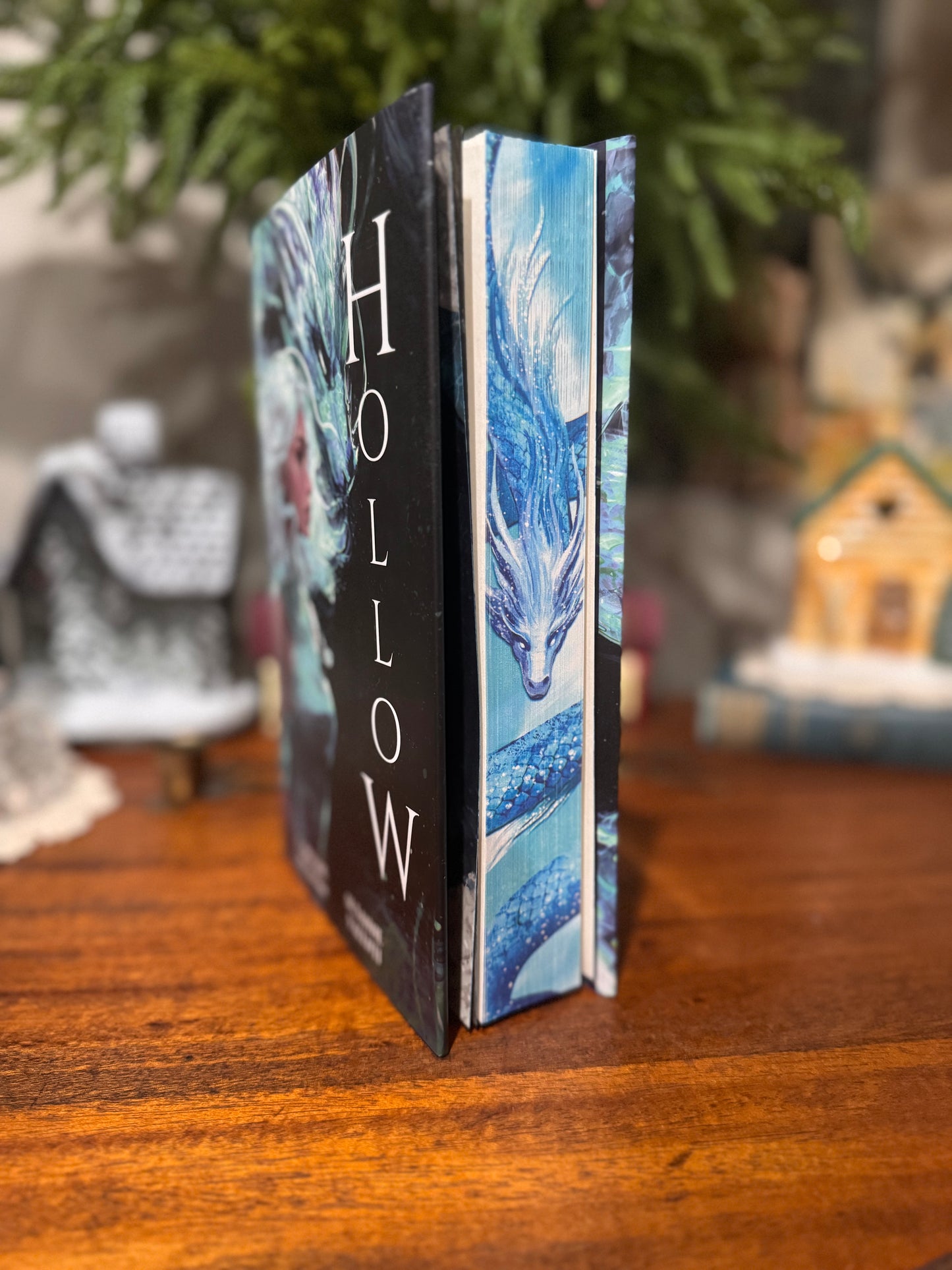 Hollow By: Caroline Peckham & Susanne Valenti CHOOSE YOUR COVER