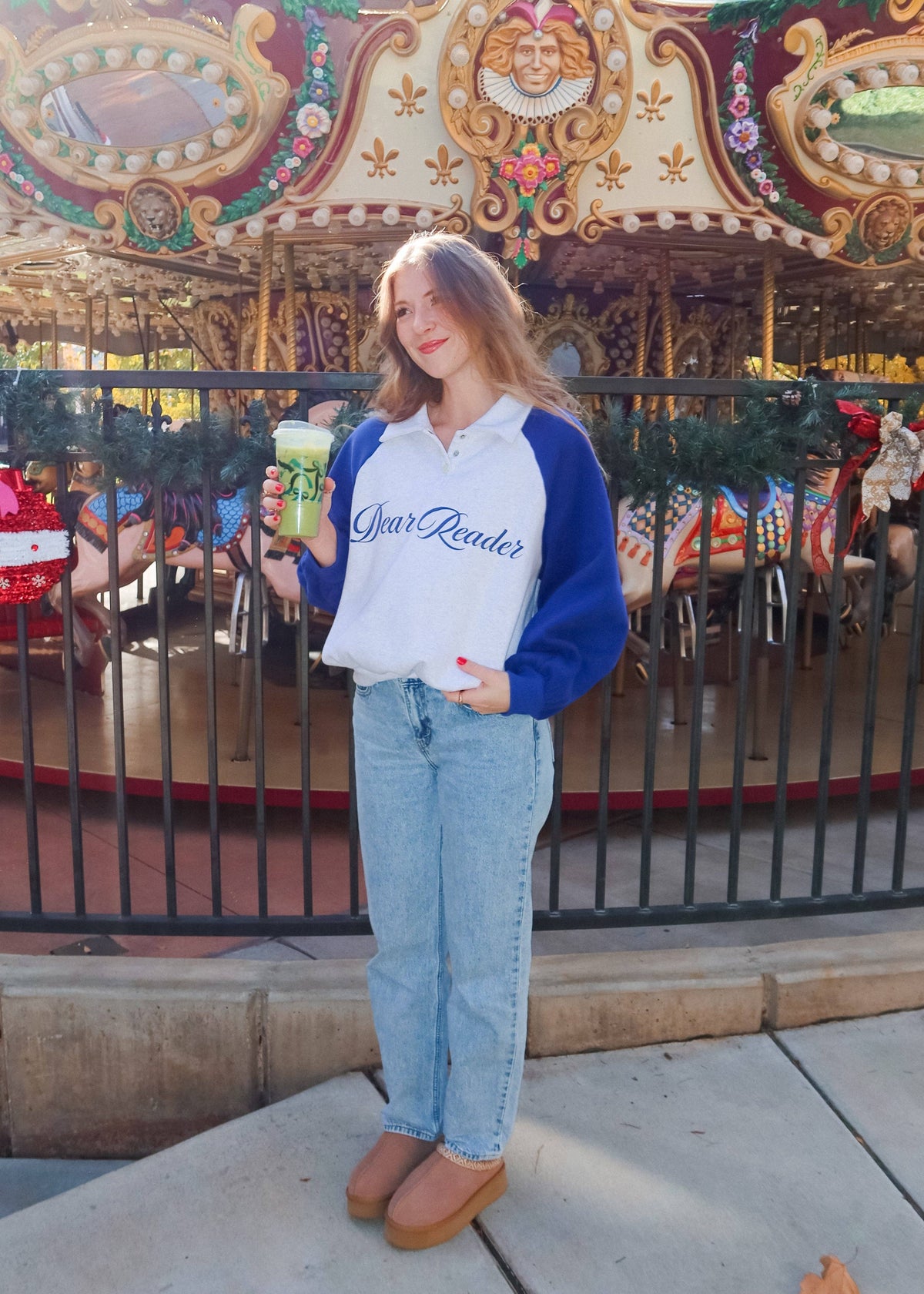 Dear reader collar crewneck